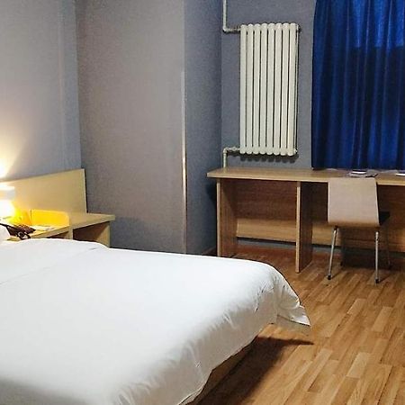 7Days Inn Tai'An Railway Station Экстерьер фото